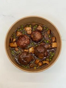 Plato de S'Ambosta Obrador, comida para llevar en Es Mercadal, Menorca (1)